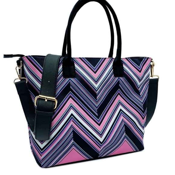 TRINA TURK Medium Sized Tote Pastel Chevron Print in Vegan Leather NWT! - Picture 3 of 9